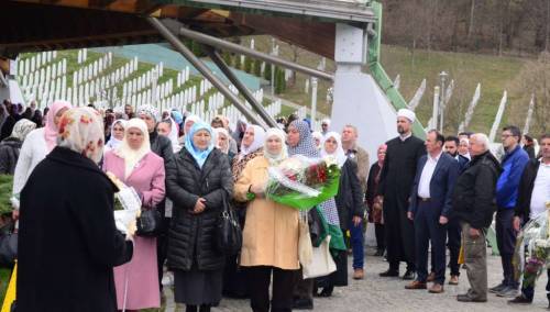 Obilježena 19. godišnjica prve dženaze i ukopa žrtava genocida u Potočarima