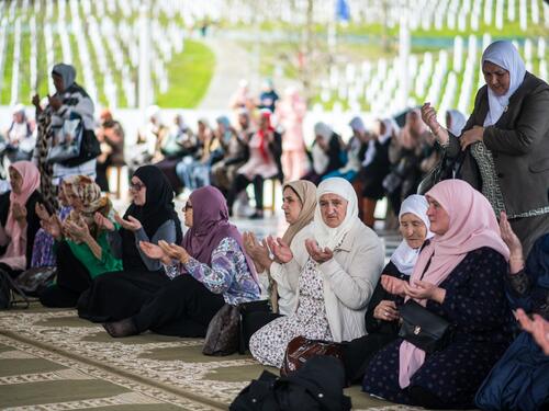 Obilježena 21. godišnjica od prve kolektivne dženaze u Potočarima