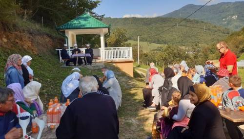 Obilježena 28. godišnjica zločina nad Bošnjacima u Čerkazovićima i Ljoljićima