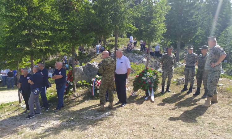 Obilježena 28. obljetnica stradanja civila i branitelja na Stipića livadi