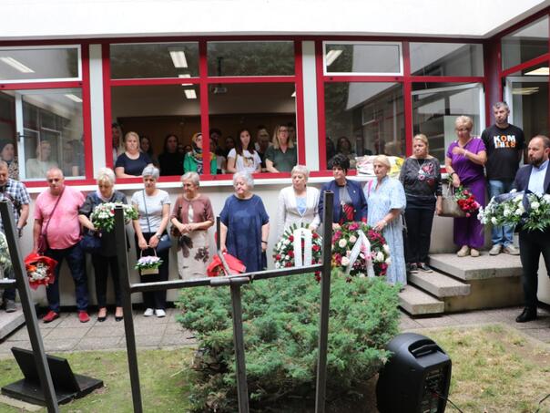 Obilježena 30. godišnjica od masakra u OŠ Skender Kulenović, uz poruke osude svakog zločina