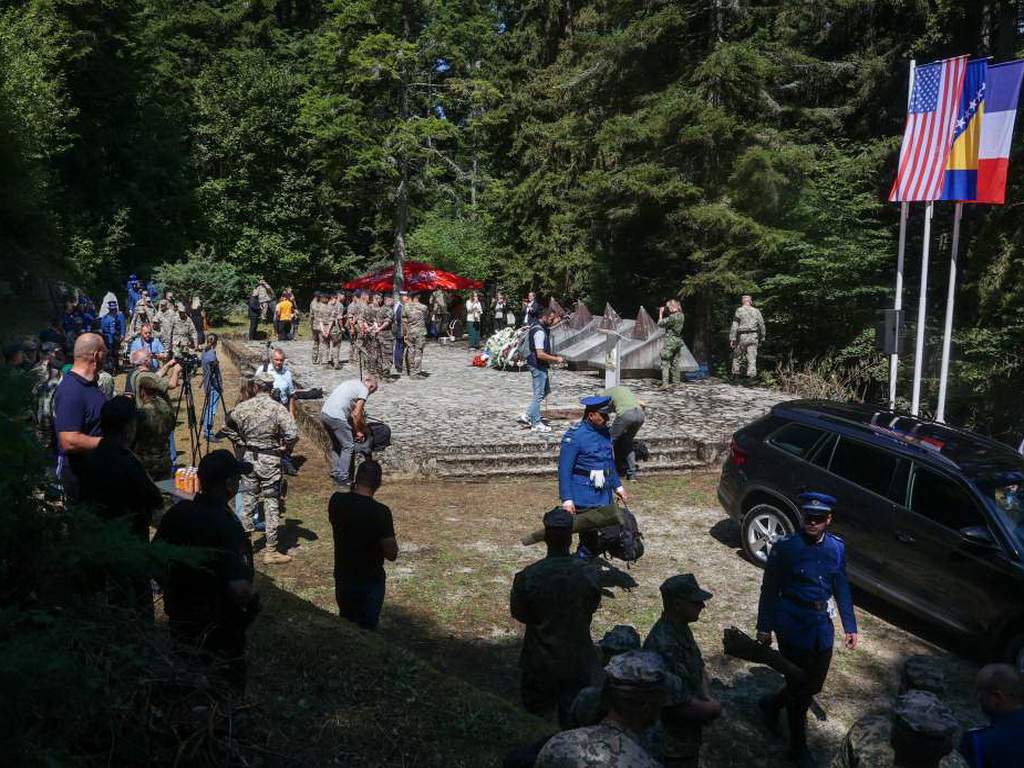 Obilježena 30. godišnjica pogibije američkih diplomata i francuskog vojnika na Igmanu
