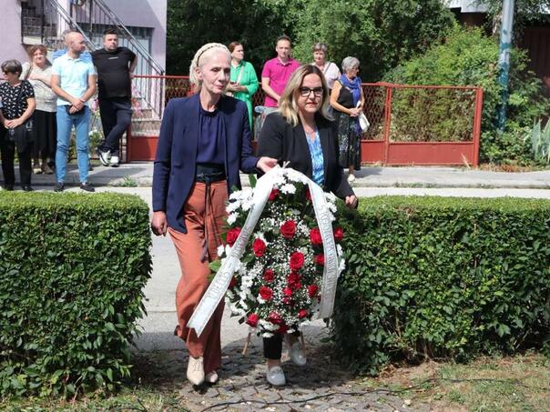 Obilježena 32. godišnjica masakra u ulici Hakije Turajlića