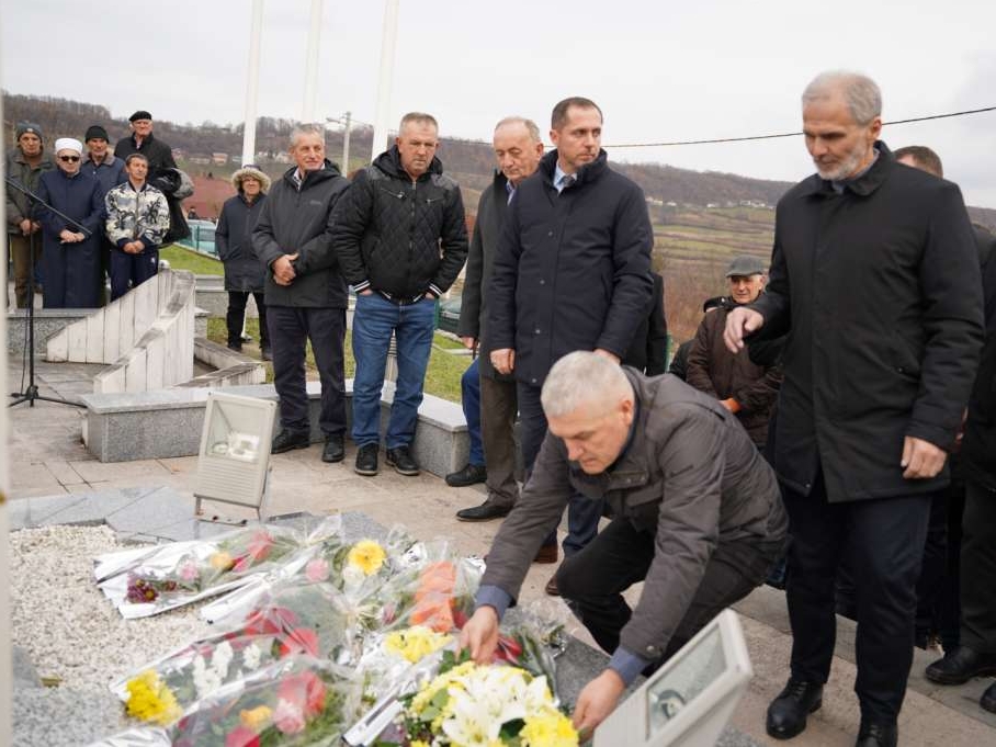 Obilježena 33. godišnjica pogibije Adila Bešića