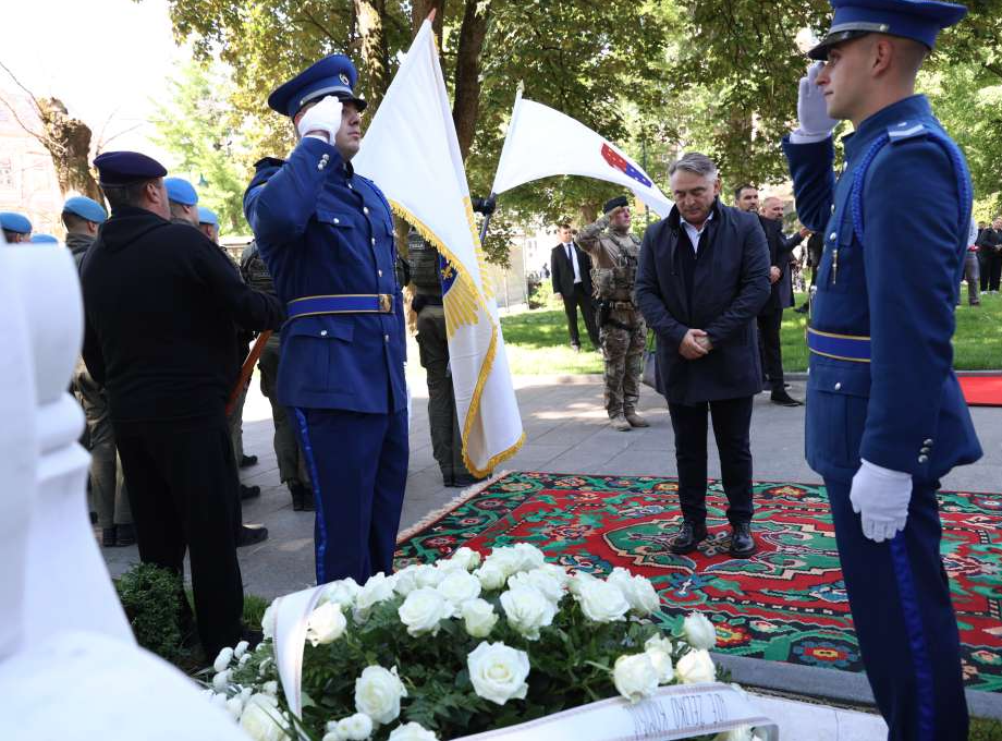 Čuvanje sjećanja: Obilježena 34. godišnjica Prve brigade policije Stari Grad