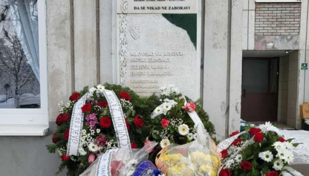 Obilježena godišnjica masakra u kojem je tokom igre ubijeno šestoro djece na Alipašinom Polju