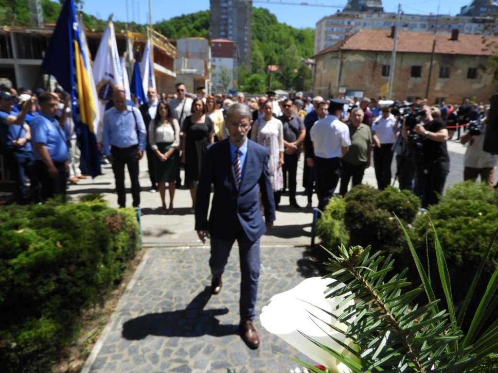 Obilježena godišnjica odbrane Tuzle na raskrsnici Brčanska Malta