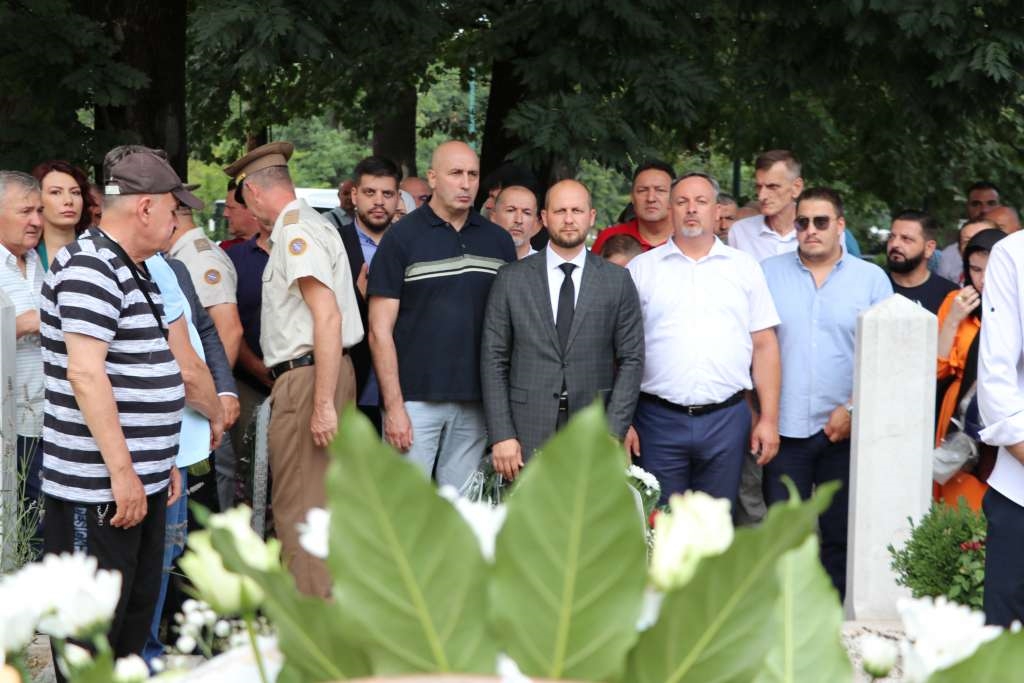 Obilježena godišnjica pogibije heroja Envera Šehovića i Zahira Panjete