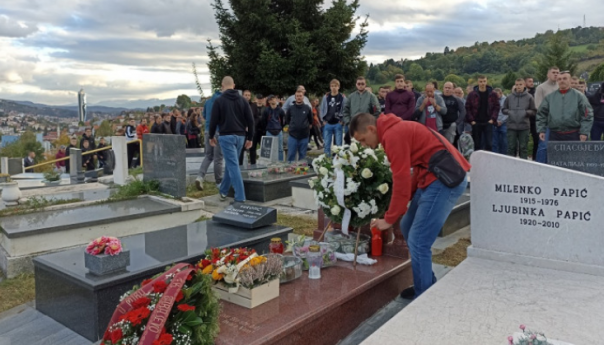 Obilježena godišnjica ubistva navijača Sarajeva: Istina za Vedrana