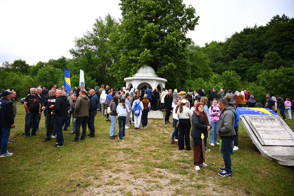 Obilježena godišnjica zločina nad Bošnjacima Ljutočke doline