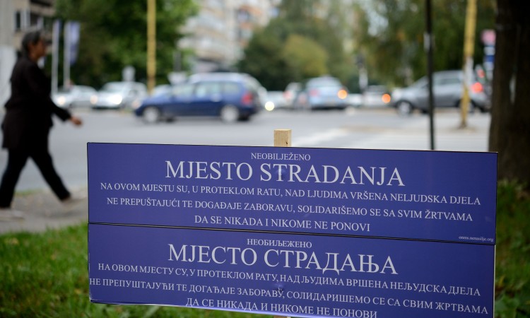 Obilježena mjesta stradanja u Zvorniku, Tuzli i Srebreniku