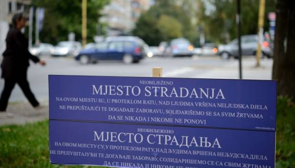 Obilježena mjesta stradanja u Zvorniku, Tuzli i Srebreniku