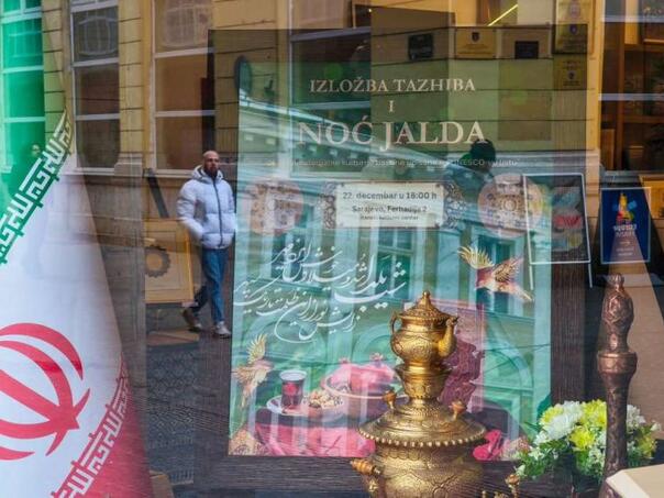 Obilježena najduža noć u godini - Noć jalda, spoj poezije Hafiza i umjetnosti tazhiba