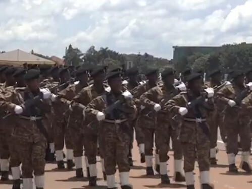 Obilježili 8. mart vojnom paradom na kojoj su učestvovale samo žene