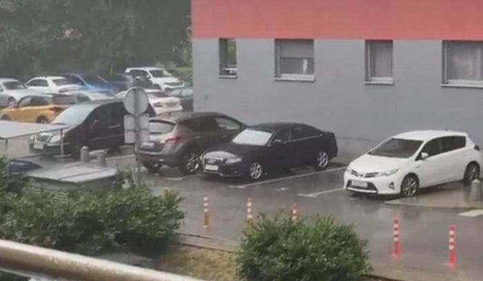 Obilna kiša u Zagrebu, poplavljene ulice i podrumi
