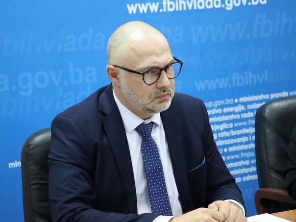 Objavljen konkurs za prijem zaposlenika u osnovne i srednje škole TK