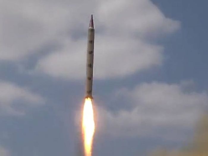 Objavljen snimak: Jemen raketama gađao Izrael