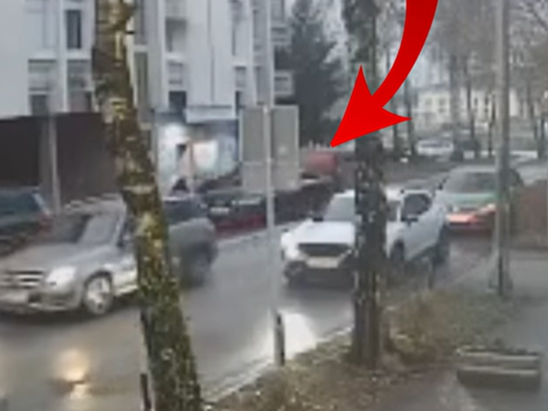 Objavljen video nesreće na Ilidži u kojoj je udareno dijete