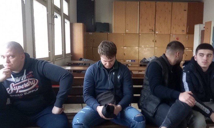 Objavljena fotografija Vučićevih nasilnika koji su premlatili studente u Novom Sadu