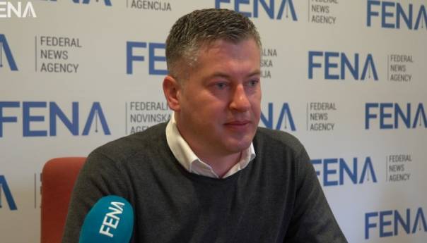 Objavljeni 'Poroci sanjara' Tomislava Kvesića