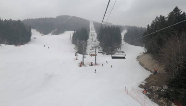 Oblačno jutro u BiH, na Bjelašnici -6 stepeni