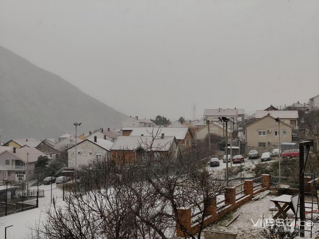 Oblačno vrijeme sa slabim snijegom u BiH, u Drvaru i Zenici jutros -11 stepeni