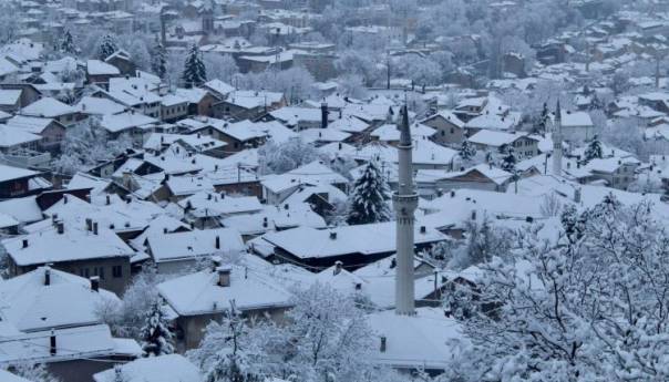 Oblačno vrijeme sa snijegom jutros u većem dijelu BiH