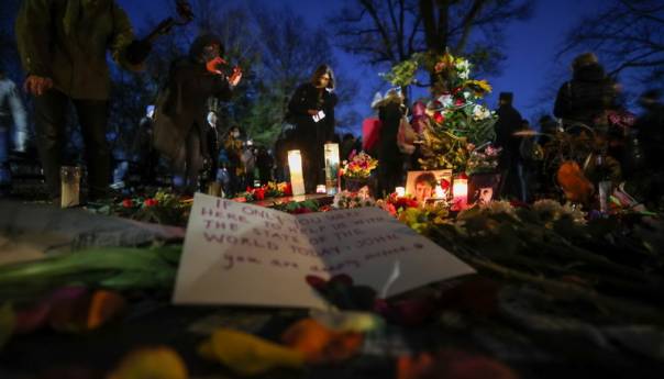 Obožavatelji odali počast Johnu Lennonu povodom 40. godišnjice smrti