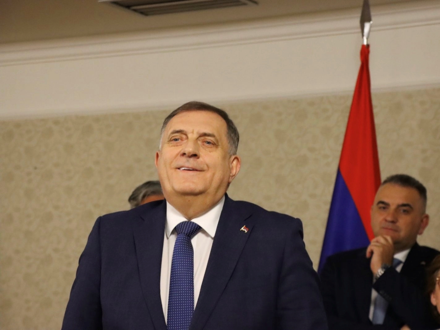 Obračun Trojke i SDA: Ko jača, a ko slabi Dodika?