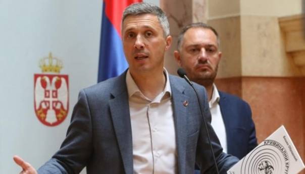 Obradović: Čitava Srbija trebalo da krene za Beograd