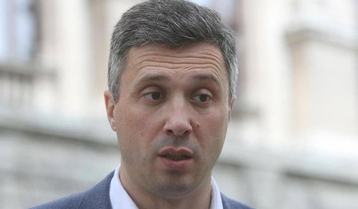 Obradović pozvao vojsku da preuzme vlast u Srbiji, Vulin traži da odgovara