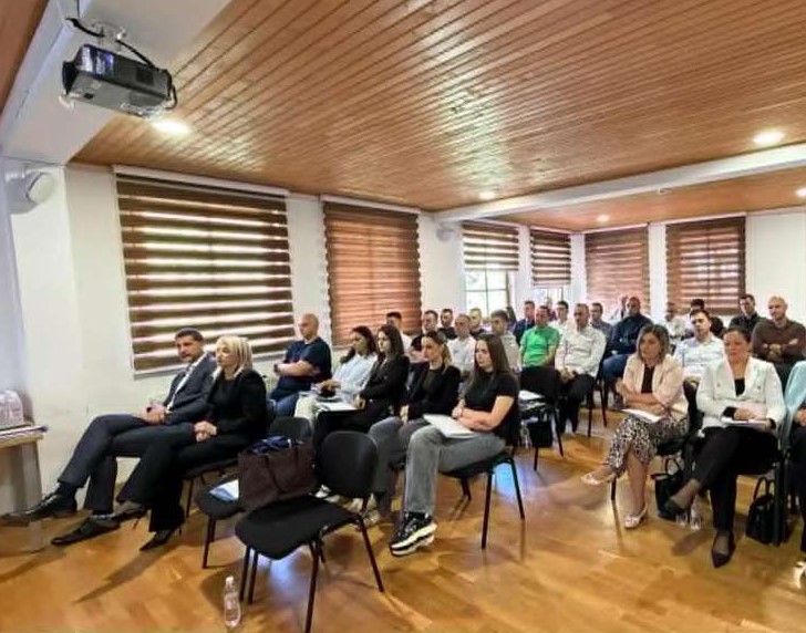 Obuka u Goraždu: Jačanje kapaciteta za rad s djecom i maloljetnicima u sukobu sa zakonom