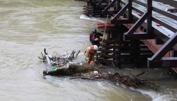 Obustavljen saobraćaj na pravcu Sarajevo - Foča