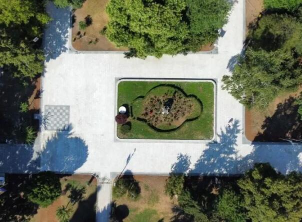 Obustavljena gradnja podzemne garaže na Trgu oslobođenja - Alija Izetbegović u Sarajevu