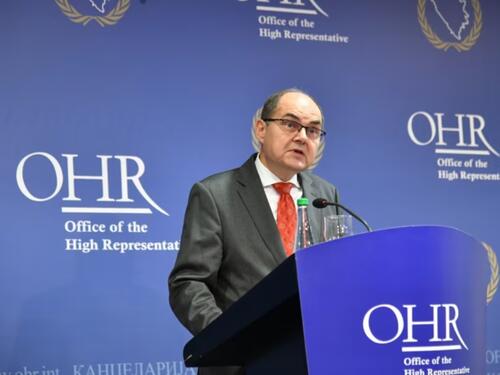 Obustavljene sve isplate Dodikovoj stranci prema nalogu Schmidta