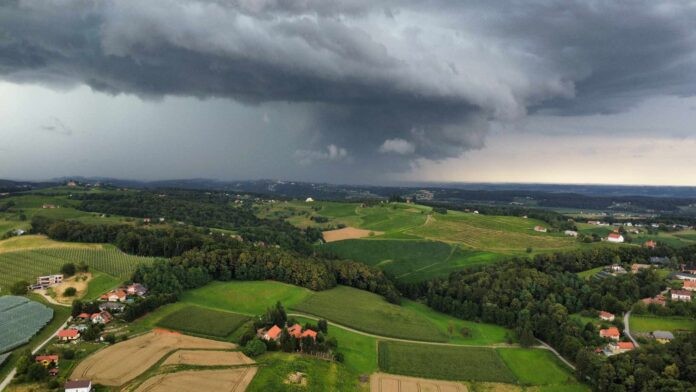 Očekuje se nevrijeme u Bosni, u Hercegovini sunčano