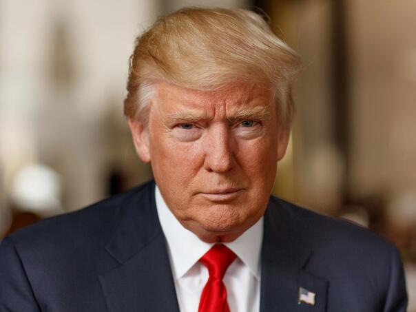 Očekuje se obraćanje Trumpa, vodi u ključnim državama