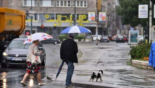 Očekuju nas lokalni pljuskovi s grmljavinom, uz temperature do 35 °C