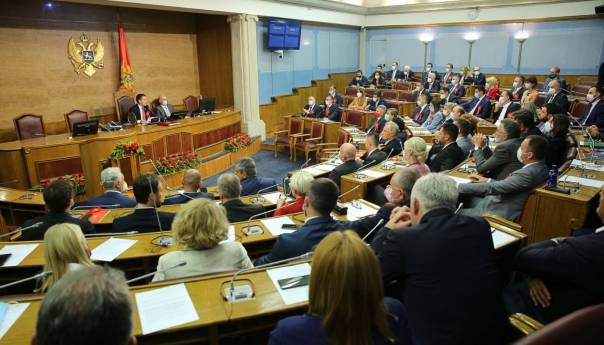 Od 1. januara povećanje minimalne plate s 250 na 450 eura