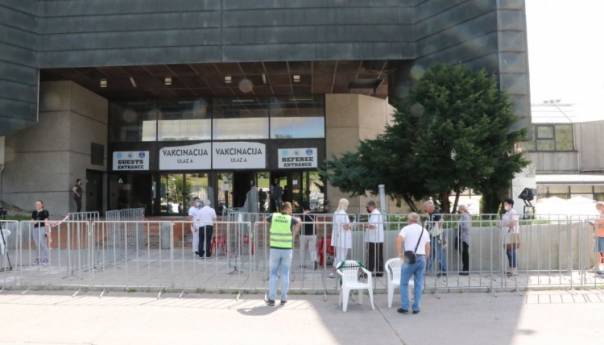 Od 1. novembra Zetra se zatvara za vakcinaciju stanovništva