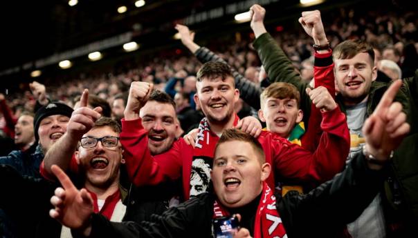 Od 17. maja do 10.000 ljudi na stadionima u Engleskoj