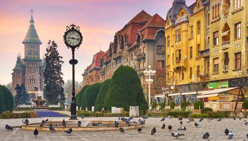 Od 9. novembra u Rumuniji policijski sat i zatvaranje škola na mjesec dana