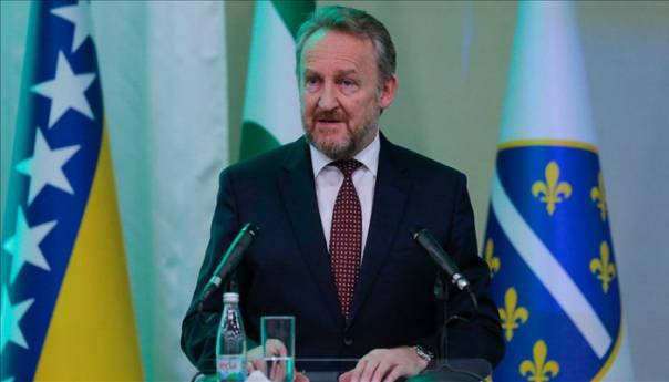 Od Bošnjaka nikome ne prijeti opasnost, ali se svakodnevno prijeti Bošnjacima i BiH