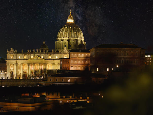 Od čekića do konklave: Kako Vatikan funkcioniše bez poglavara