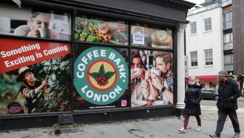 Od danas nove restriktivne mjere u Engleskoj, Wales razmatra uvođenje lockdowna