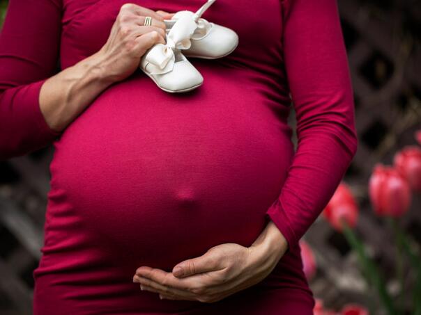 Od komplikacija tokom trudnoće ili porođaja umire jedna žena svaka dva minuta