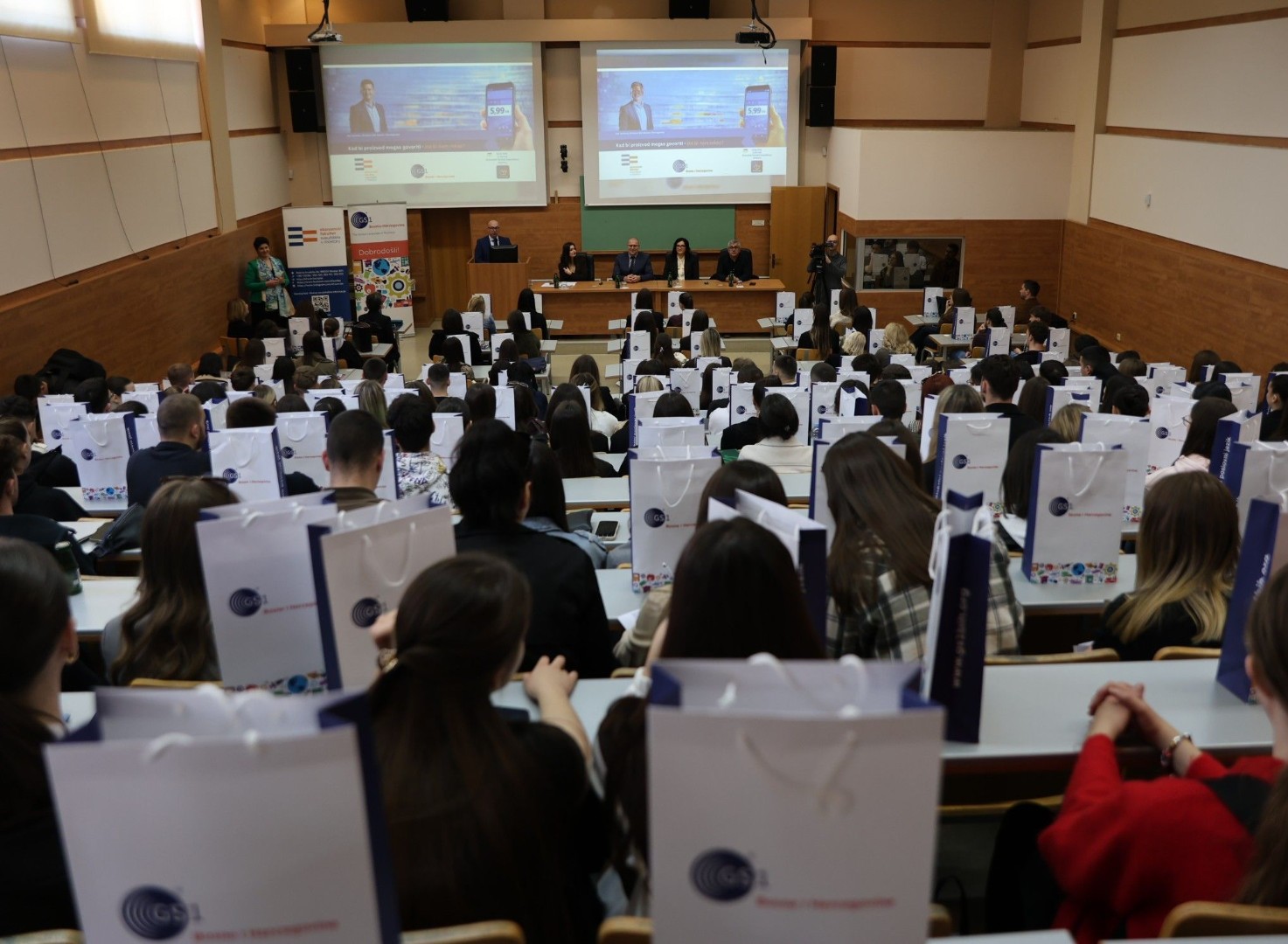 Od police do aplikacije: Trgovci, potrošači i država zajedno protiv rasta cijena