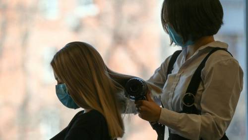 Od ponedjeljka dozvoljen rad frizerima i kozmetičarima u RS