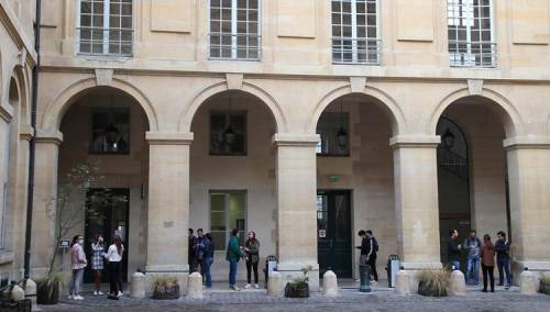 Od ponedjeljka nove mjere u Parizu?