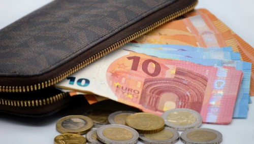 Od ponedjeljka u Hrvatskoj obvezno iskazivanje cijena u kunama i eurima